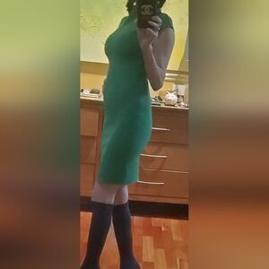 ZARA GREEN FITTEDSWEATER DRESS XS/S